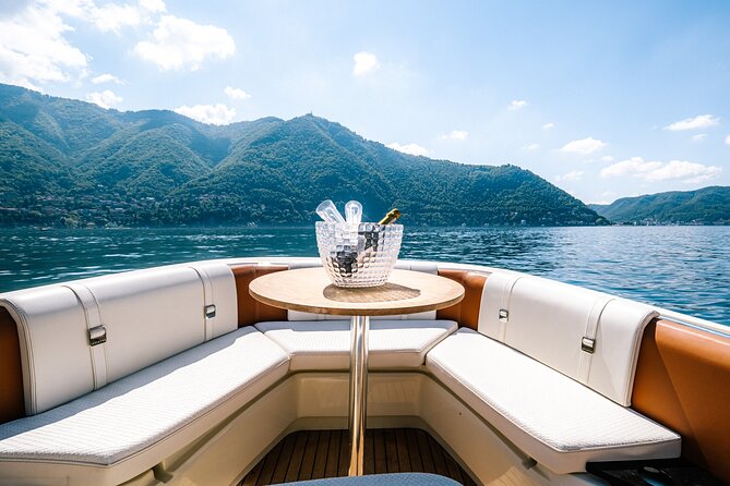 1H Private Cruise Lake Como Tender Yacht Invictus 6 pax - Key points at a glance