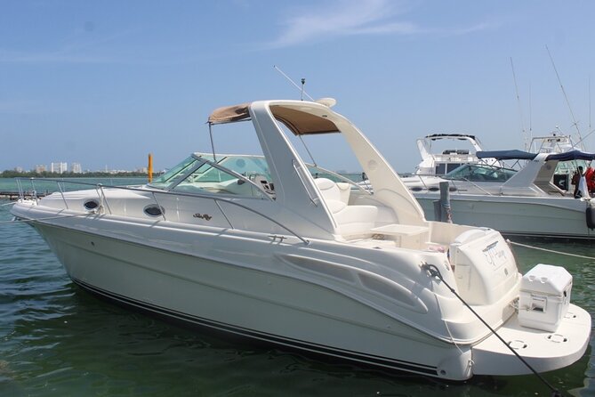 2-hour Private Sunset Cruise on a luxury yacht in Cancun Bay 25P18 - Setting out from Krudo Raw Bar & Grill