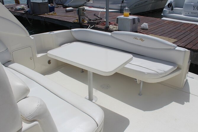 2-hour Private Sunset Cruise on a luxury yacht in Cancun Bay 25P18 - Is $440 good value for five people?