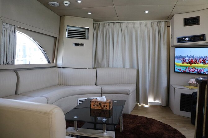 2-Hour Private Yacht 50ft Tour Around Burj Al-Arab - Seeing Burj Al Arab from the sea