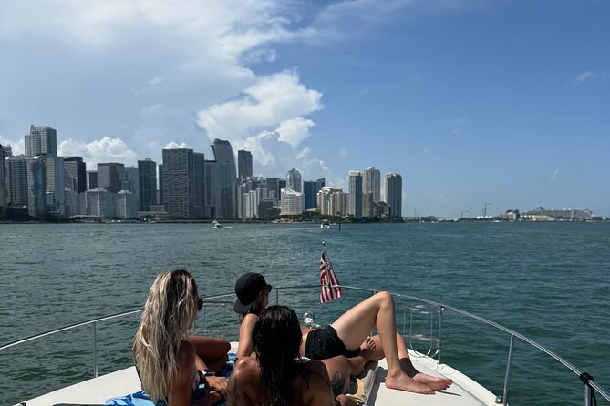 2 Hour Serenity and Scenery Yacht Cruise Miami - What this private Miami cruise is really like