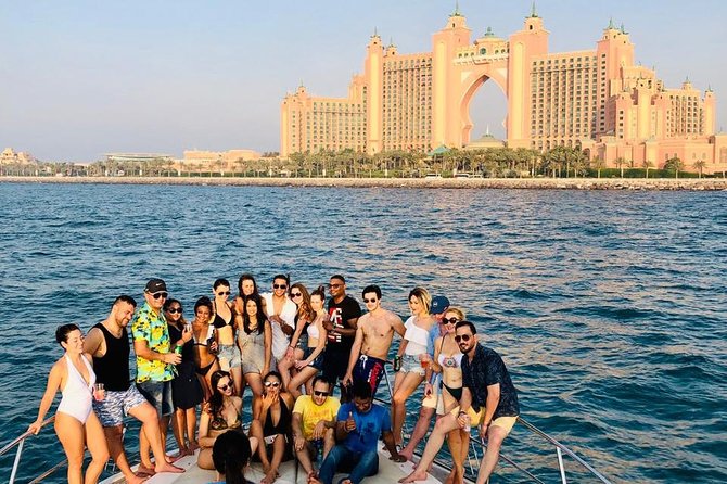 2 Hour Yacht Tour Around Palm Island - Leaving Dubai Harbour on a private yacht