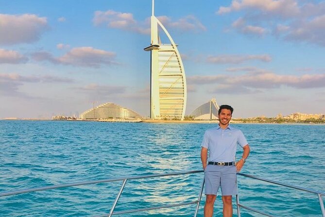 2 Hours Dubai Marina 50ft Private Luxury Yacht Sightseeing Tour - Cruising toward Palm Jumeirah and Atlantis