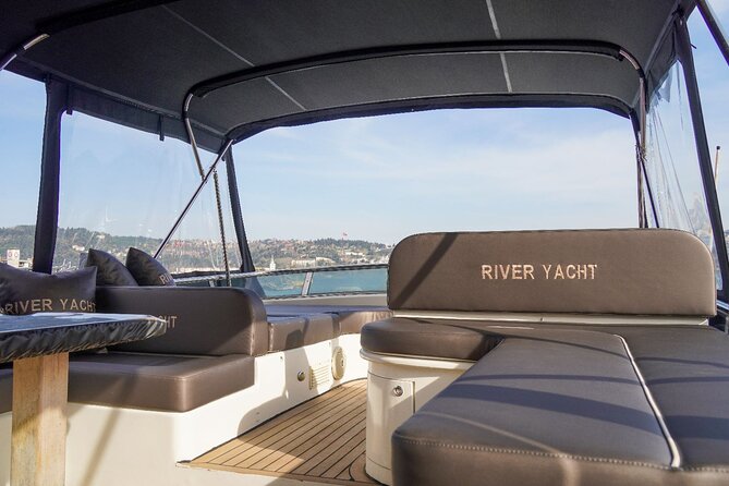 2 Hours Luxury Private Yacht Cruise on the Bosphorus - What the $300 price really means