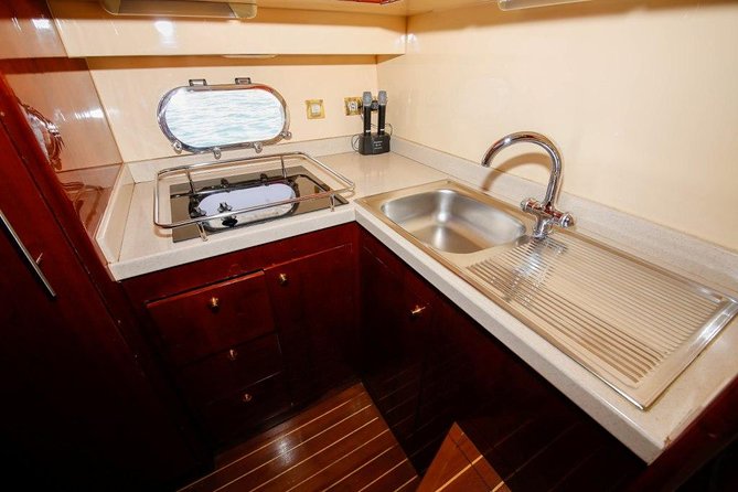 3-Hour Luxury Yacht Cruise from Dubai Marina - Anchoring for swimming and free time