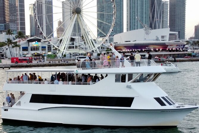 3 Story 100ft Hip Hop Yacht Party with 3 Hour Open Bar - The 100-foot yacht claim and the real boat experience