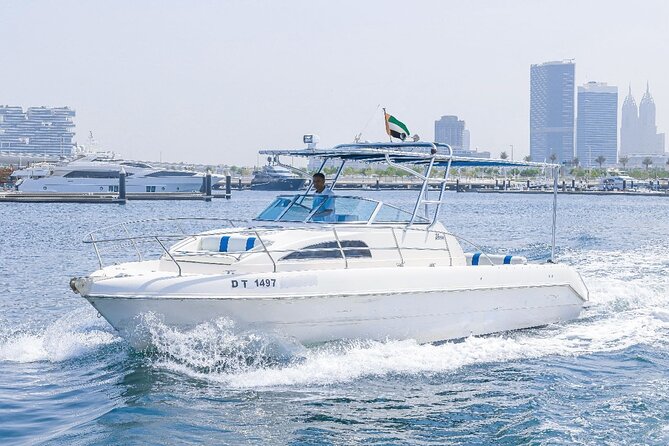 33Ft Private Yacht Rental On New Year's Eve 2025 - Palm Jumeirah and Atlantis