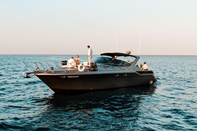 3Hr Private Yacht Cruise in Cabo As if you were aboard your own Private Yacht.Al - A Flexible Cruise Along the Bay and Pacific Coast