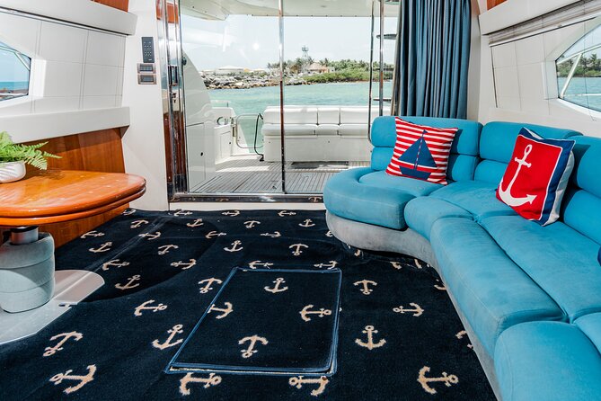 4 Hour 50' Azimut Yacht All-Inclusive in Tulum & Playa del Carmen - What the crew service adds
