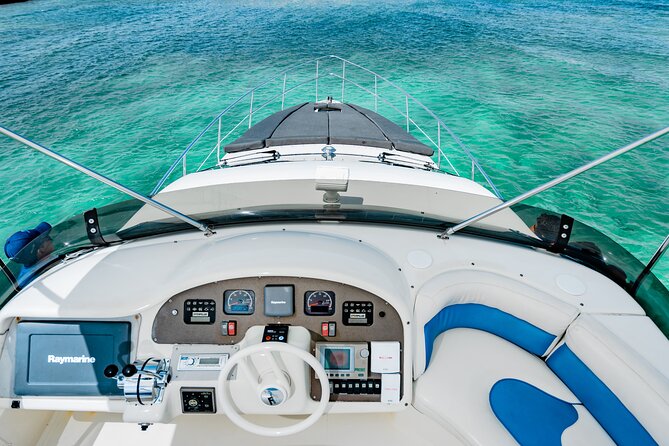 4 Hour 50' Azimut Yacht All-Inclusive in Tulum & Playa del Carmen - Is the $1,652.90 group price good value?