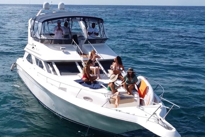 4 hours snorkel & beach tour - Private Yacht 47 ft - Who will enjoy this yacht charter most?