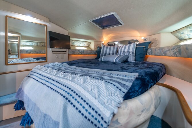 40' Miami Yacht Rental up to 13 Persons - Making use of the floaties and water mat