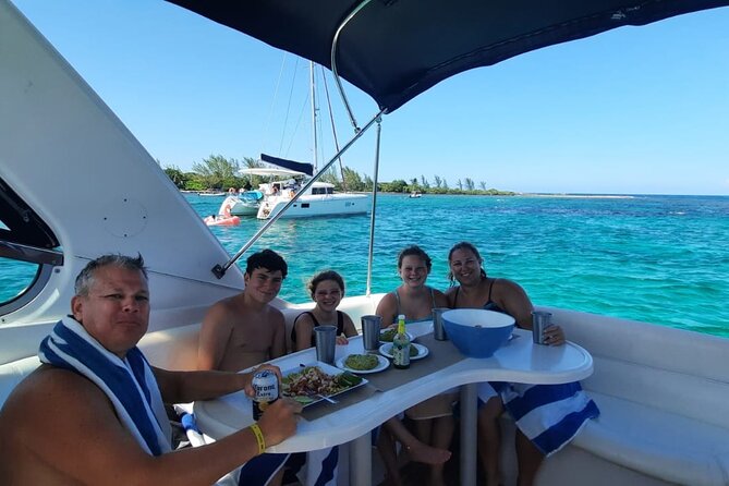 5-Hour Private 40' Yacht 2-Stop Tour to In-Ha reef with Food, Drinks & Snorkel - Leaving Puerto Aventuras for a private day at sea