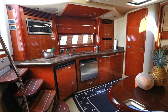 5-Hour Private 40' Yacht 2-Stop Tour to In-Ha reef with Food, Drinks & Snorkel - In-Ha reef: the best reason to book