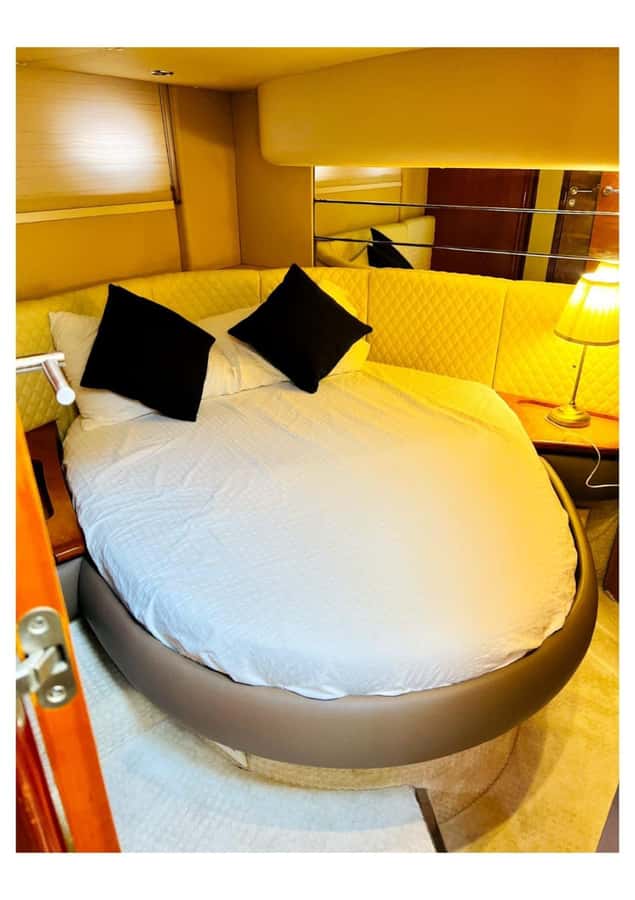 50 feet Private Luxury Yacht Tour In Dubai Marina - Swimming, music, and the social side of the trip