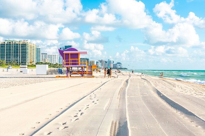 50ft Luxury Yacht Tour in Miami Beach Captain, Fun & Party! - Setting out from 10800 Collins Avenue