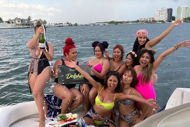 50ft Luxury Yacht Tour in Miami Beach Captain, Fun & Party! - Booking, weather, and cancellation advice