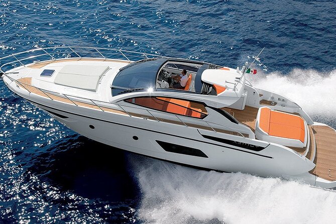 52' Azimut Yacht Charter - Key Points Before You Book
