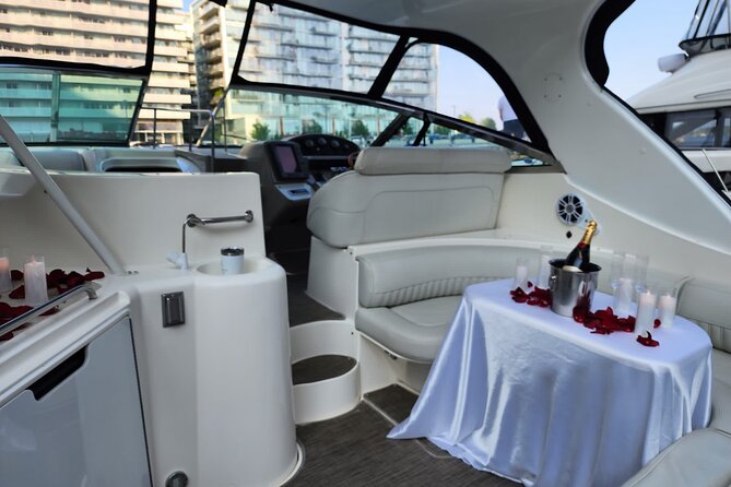 60-Minute Toronto Luxury Yacht Sightseeing Prosecco Cruise! - Key points to know before you book
