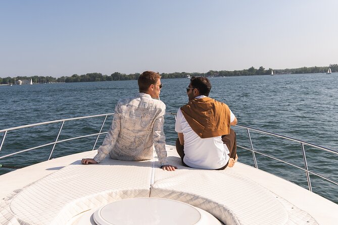 60-Minute Toronto Luxury Yacht Sightseeing Prosecco Cruise! - Is $108.65 per person good value?
