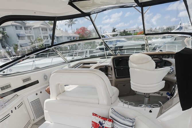 60ft Luxury Yacht Charter in Fort Lauderdale, Florida - Food, music, and a possible restaurant stop