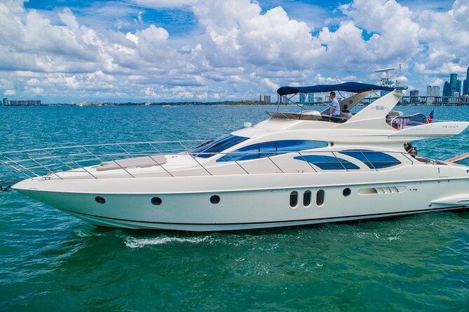62' Azimut Yacht Charter - Key points to know before you book