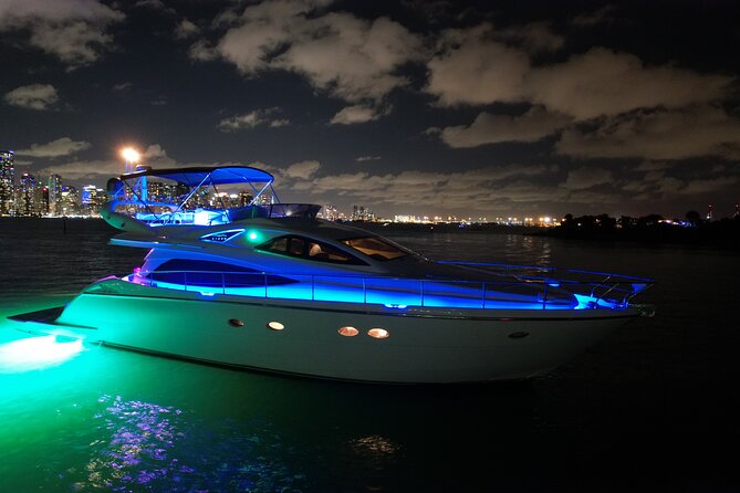 65ft Yacht Charter in Miami - The captains and mates make a real difference