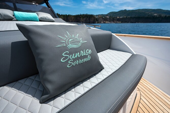 A Classy Capri Tour: a day on a luxury private yacht - Why a private yacht changes the Capri day