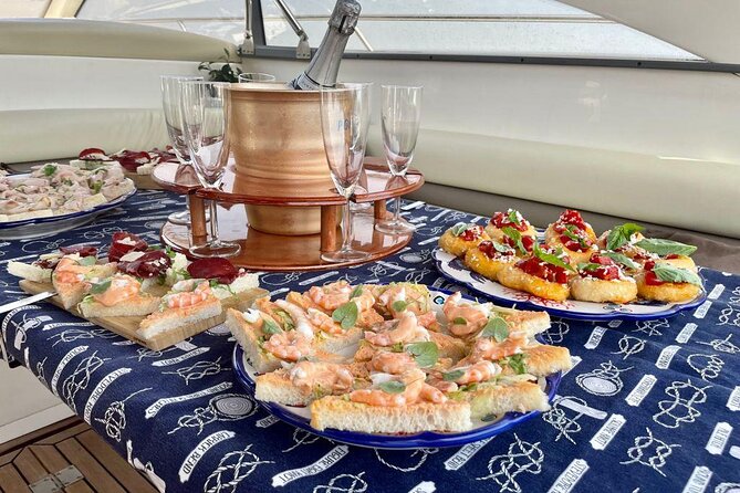 A Classy Capri Tour: a day on a luxury private yacht - Three hours on Via Camerelle in Capri
