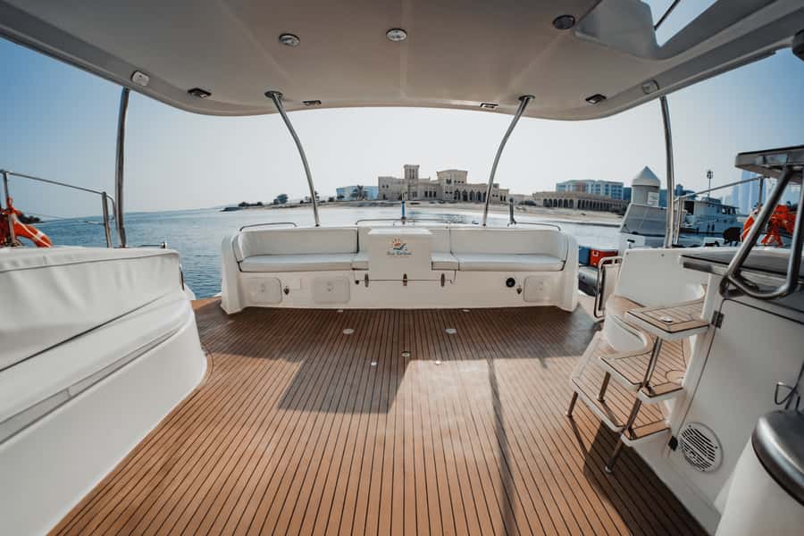 Abu Dhabi Yacht Charter: 2hour trip from 10:00AM to 12:00PM - What the sightseeing portion is really like
