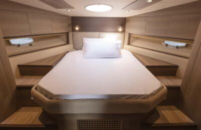 Affordable Yacht Rental Viktoriia from Dubai Marina