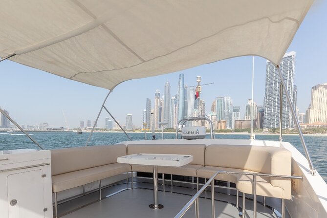 Affordable Yacht Rental Viktoriia from Dubai Marina - The four-hour route: Burj Al Arab and lagoon swimming