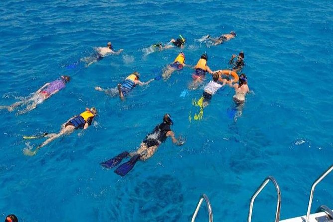 Ain Sokhna Red Sea Day Use Yacht from Cairo - Lunch on the water or by the coast