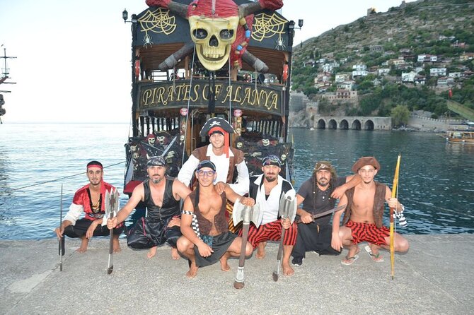 Alanya: Pirates Yacht Tour with Lunch and Soft Drinks - Who will enjoy this most