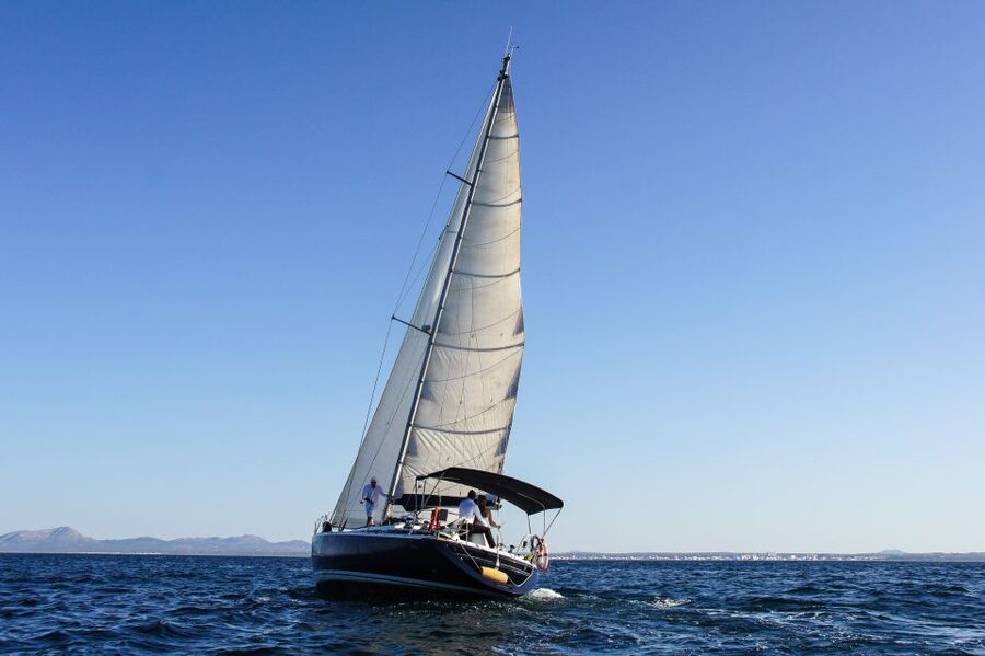 Alcudia: Sailing Yacht Excursion with Wine & Tapas - Cala en Gossalba is the main event