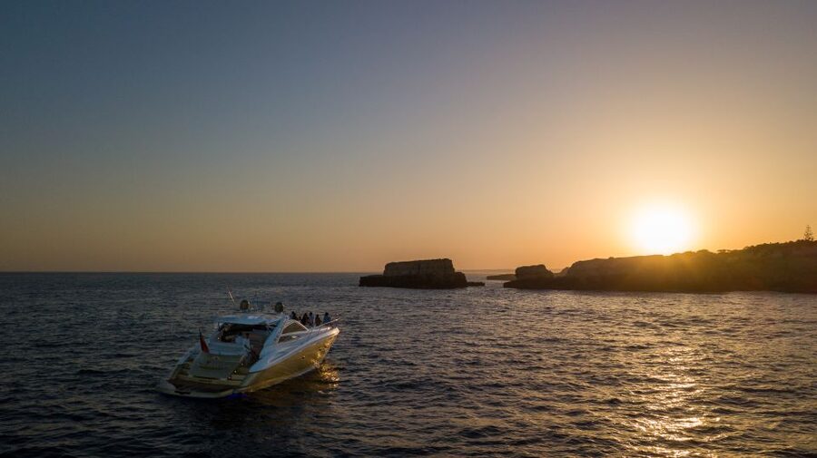 Algarve: Private Yachts Rental - What the crew adds to the day
