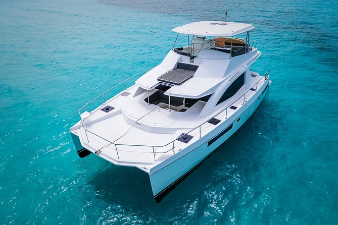 All Inclusive Luxury Yacht – Private Island Experience - A full day from Marina V&V to TYE Island