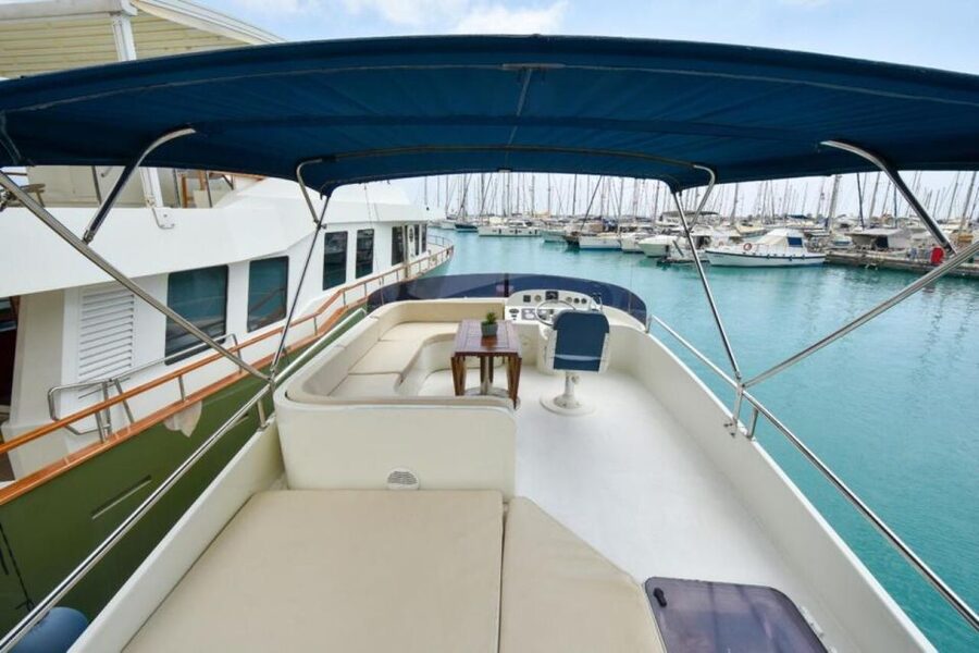 Antalya: Private Yacht Tour with 3 Swim Stops and a Meal - Kiriş Bay or Moonlight Bay