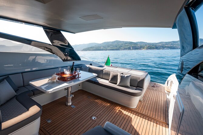 Appreciate the Amalfi coast on a luxury yacht! - What the private yacht includes