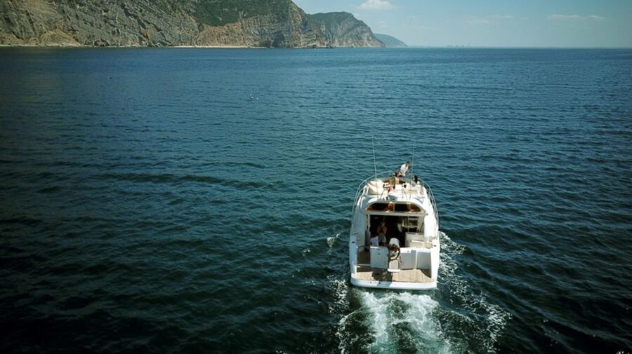 Arrábida Full-Day Yacht Tour from Lisbon - Weather, cancellation, and practical planning