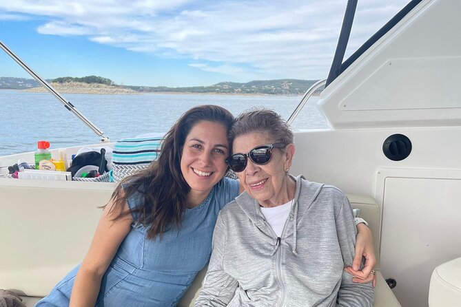 Austin Yacht Charter Experience on Lake Travis - Is four hours enough?