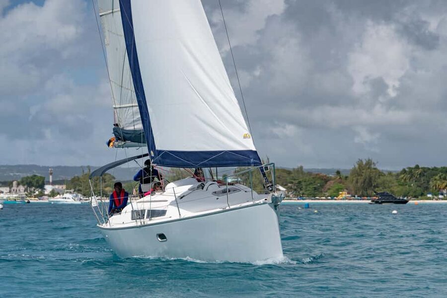 Barbados: Hands-On Sailing Adventure on a Sailing Yacht - The first 90 minutes: sailing along Barbados