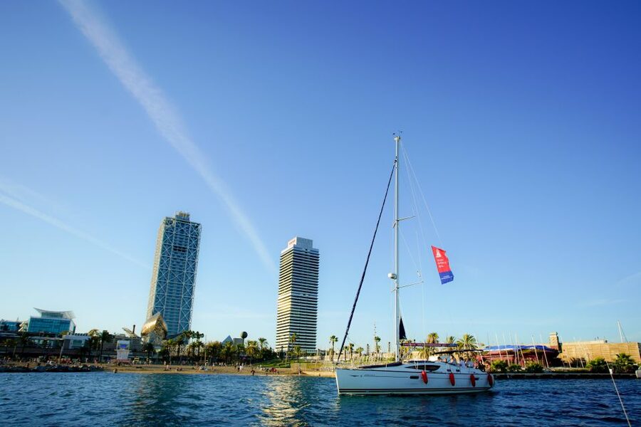 Barcelona: Helicopter Flight with Optional Yacht Cruise - What the $134 price means in practice