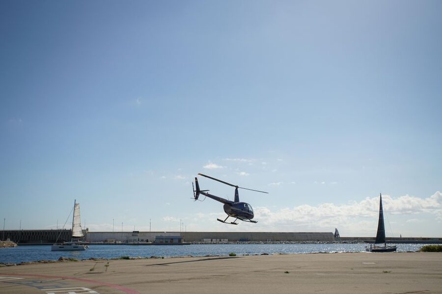 Barcelona: Helicopter Flight with Optional Yacht Cruise - Practical advice for a smoother day