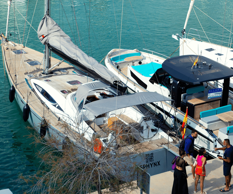Barcelona: Luxury Yacht Private Sailing Tour - Sailing away from Barcelona’s waterfront