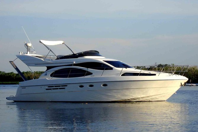 Barcelona Private Luxury Motor Yacht Sunset Cruise with Drinks - Practical details that can affect your evening
