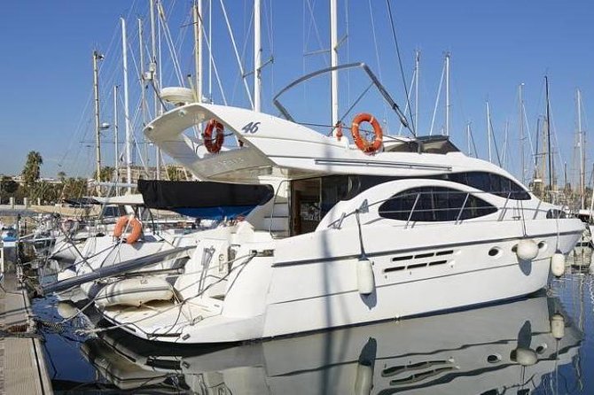 Barcelona Private Luxury Yacht Tour - Choosing between one, two, and four hours
