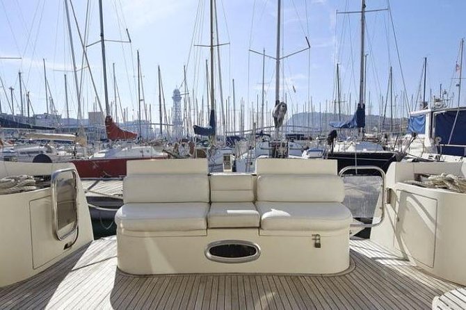 Barcelona Private Luxury Yacht Tour - Sunset, birthdays, and family groups