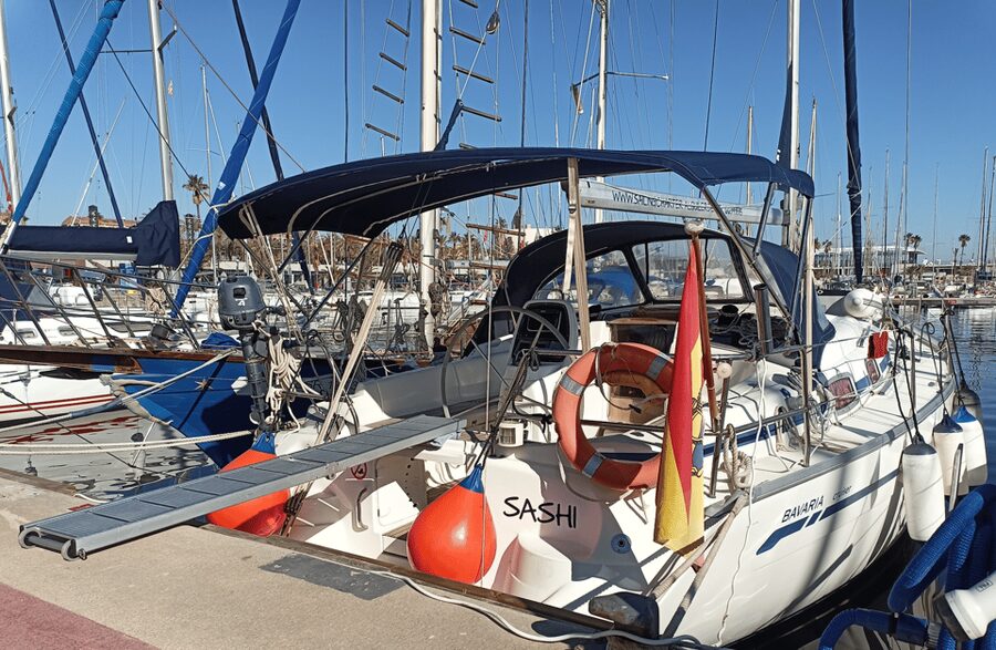 Barcelona Sunset Sailing with Yacht Sashi - What the $41 price gives you