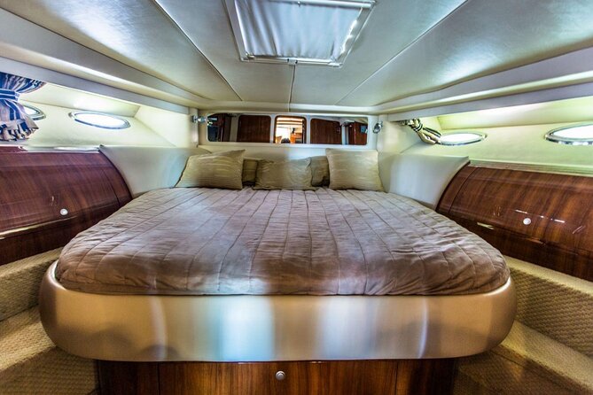 Beautiful SUNDANCER 60ft Private yacht / 18PAX 25P15 - Is the $730 price good value?